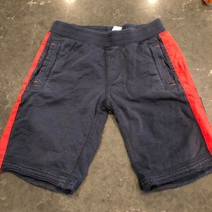 GUC Tea Collection shorts side stripe. Size 5